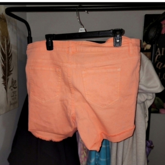 Nwt Refuge neon orange distressed shorts 18 - Picture 2 of 3